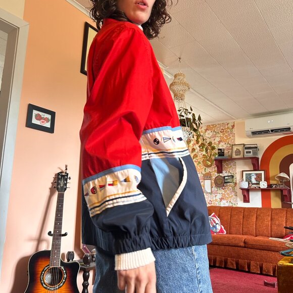 1990s retro color blocked embroidered drop sleeve windbreaker with boat flags - - Picture 9 of 13